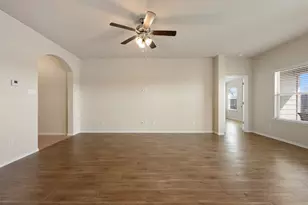 208 Plata Ln, Jarrell, TX 76537 - Photo 15