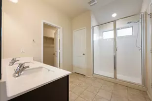 208 Plata Ln, Jarrell, TX 76537 - Photo 29