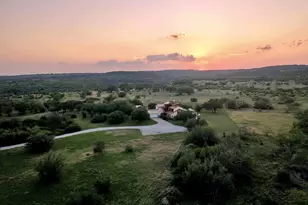 312 Paleface Point Dr, Spicewood, TX 78669 - Photo 31