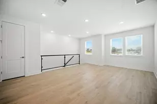 1602 Kit Cir, Austin, TX 78758 - Photo 17