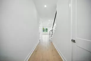 1602 Kit Cir, Austin, TX 78758 - Photo 9