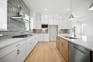 1602 Kit Cir, Austin, TX 78758 - Photo 5