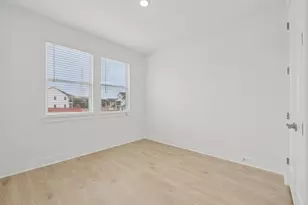 1602 Kit Cir, Austin, TX 78758 - Photo 21