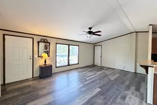 157 Lakeside Dr, Bastrop, TX 78602 - Photo 5