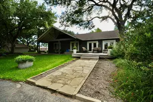 3003 Burleson Rd, Austin, TX 78741 - Photo 29
