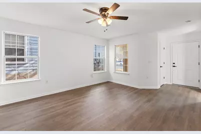 2110 Nogales Trail, Austin, TX 78744 - Photo 9