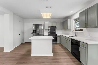 2110 Nogales Trail, Austin, TX 78744 - Photo 11