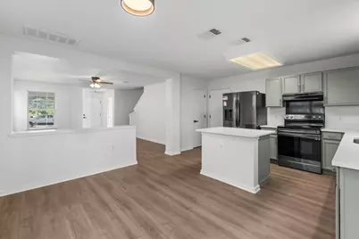 2110 Nogales Trail, Austin, TX 78744 - Photo 15