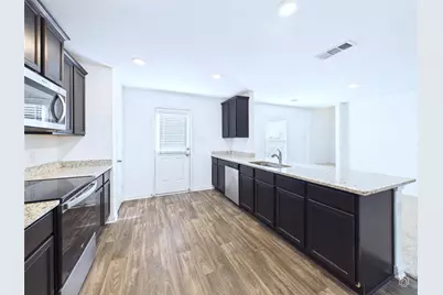 525 Riverdale Drive, Jarrell, TX 76537 - Photo 5