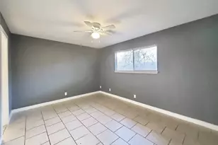 1813 Nicole Cir, Round Rock, TX 78664 - Photo 5