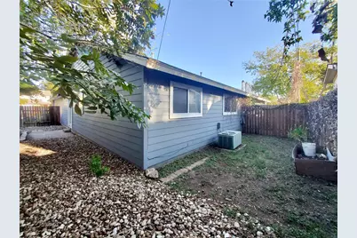 1813 Nicole Circle #B, Round Rock, TX 78664 - Photo 11