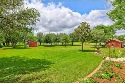 1610 County Road 463, Elgin, TX 78621 - Photo 29