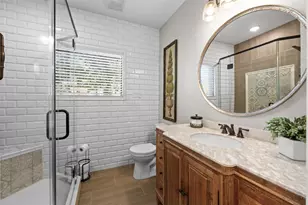 1005 E 14th St, Cameron, TX 76520 - Photo 27