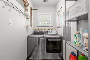 1005 E 14th St, Cameron, TX 76520 - Photo 21