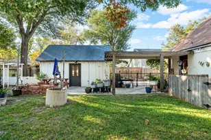 1005 E 14th St, Cameron, TX 76520 - Photo 37