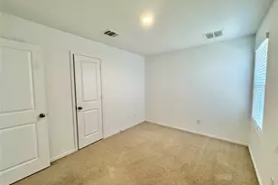 23604 Tiny Moons Wy, Elgin, TX 78621 - Photo 17