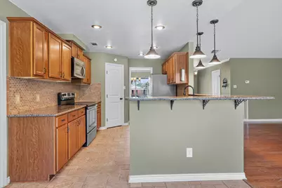 415 Meadow Ridge Drive, Kerrville, TX 78028 - Photo 9