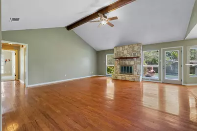 415 Meadow Ridge Drive, Kerrville, TX 78028 - Photo 5