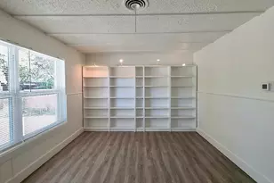 1503 Braes Ridge Dr, Austin, TX 78723 - Photo 7