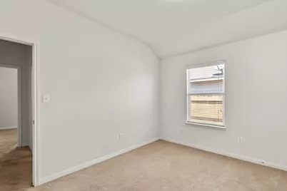 112 Major Lee Lane, Jarrell, TX 76537 - Photo 13