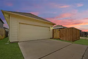 211 Timber Brook Dr, Hutto, TX 78634 - Photo 23