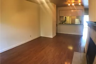 806 W 24th St, Austin, TX 78705 - Photo 3