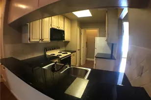 806 W 24th St, Austin, TX 78705 - Photo 7