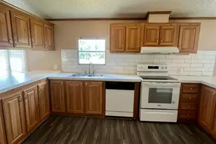 150 Oak Forest Dr, Cedar Creek, TX 78612 - Photo 7