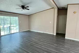 150 Oak Forest Dr, Cedar Creek, TX 78612 - Photo 3