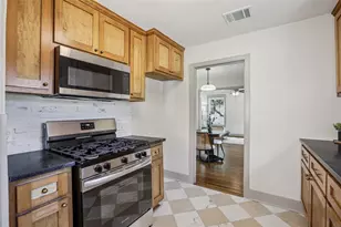 602 Short St, Smithville, TX 78957 - Photo 17