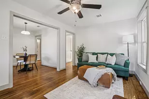 602 Short St, Smithville, TX 78957 - Photo 11