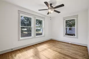 602 Short St, Smithville, TX 78957 - Photo 19