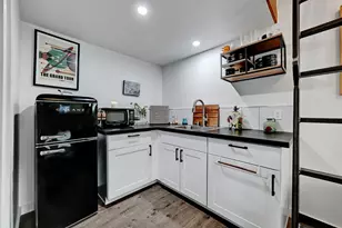 1804 Wildrose Dr, Austin, TX 78721 - Photo 25