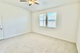 116 Pendleton Dr, Kyle, TX 78640 - Photo 3