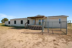 1600 Co Rd 465, Elgin, TX 78621 - Photo 3