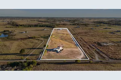 1600 County Road 465, Elgin, TX 78621 - Photo 23