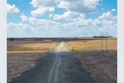 000 Wells Lane, Manor, TX 78653 - Photo 17