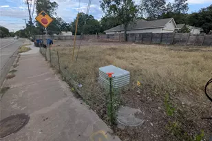 7403A Guadalupe St, Austin, TX 78752 - Photo 1