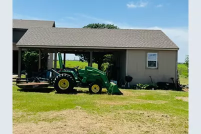 2334 Cr 464, Elgin, TX 78621 - Photo 25