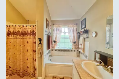 2334 Cr 464, Elgin, TX 78621 - Photo 21