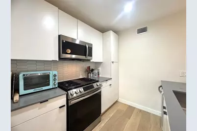 400 E 30th Street #101, Austin, TX 78705 - Photo 7