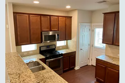 2101 Rivers Edge Way #32, Austin, TX 78741 - Photo 7