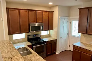 2101 Rivers Edge Way, Austin, TX 78741 - Photo 7