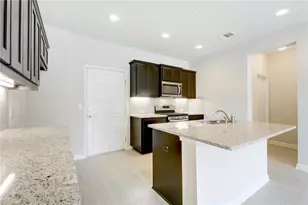 13800 Lyndhurst St, Austin, TX 78717 - Photo 17