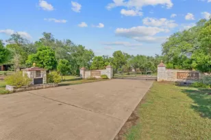 100 & 200 Contrails Way, Spicewood, TX 78669 - Photo 11