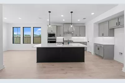 237 Pacific Grove Circle, Liberty Hill, TX 78642 - Photo 9