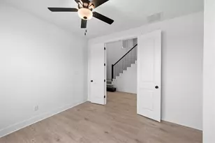 237 Pacific Grove Cir, Liberty Hill, TX 78642 - Photo 31