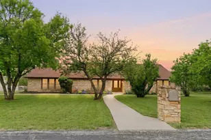308 Ashwood Ln, Georgetown, TX 78628 - Photo 5