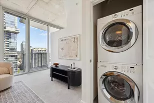 360 Nueces St, Austin, TX 78701 - Photo 31