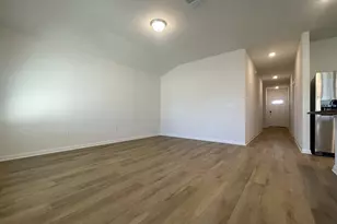 4905 Stockton Ln, Del Valle, TX 78617 - Photo 5